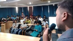 জবি শিক্ষার্থীদের দক্ষতা বৃদ্ধি ও বিকল্প আয়ের উৎস তৈরিতে কাজ করছে ছাত্রদল