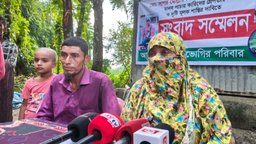 অবৈধপথে ইতালিযাত্রা ১০ মাস ধরে নিখোঁজ মাদারীপুরের এক তরুণ, সন্ধান চেয়ে মায়ের আকুতি