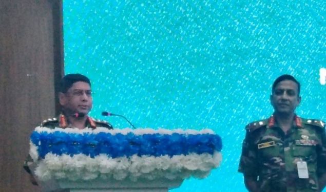 জাতীয় নিরাপত্তা ও উন্নয়নে একসাথে ভাবতে হবে”—এনডিসির মঞ্চে সেনাপ্রধানের বার্তা