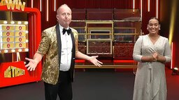 আমিরাতে ৪০ লাখ টাকার সোনা জিতলেন বাংলাদেশি বিক্রয়কর্মী