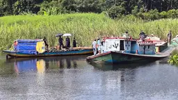 অবৈধ বালু উত্তোলনে অভিযান: শিবচরে অর্ধলক্ষ টাকা জরিমানা