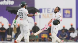 শান্ত-মুশফিকের শতকে গলে প্রথম দিনে বাংলাদেশের দাপট