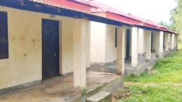 নালিতাবাড়ীর আশ্রয়ণ প্রকল্পে তালাবদ্ধ ঘর, কার্যকারিতা নিয়ে প্রশ্ন