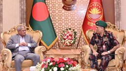 সীমান্ত সুরক্ষায় বিজিবির প্রশংসা, আরও কার্যকর পদক্ষেপের আহ্বান রাষ্ট্রপতির
