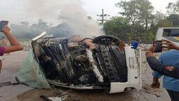 বগুড়ার শেরপুরে মাইক্রোবাস দুর্ঘটনায় ৩ জন নিহত, আহত ৯