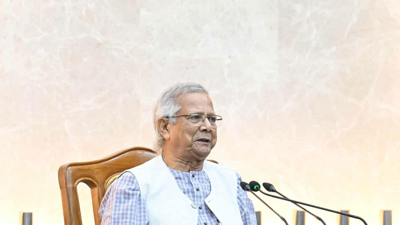 এবারের নির্বাচনের মাধ্যমে জাতি নবজন্ম লাভ করবে: প্রধান উপদেষ্টা