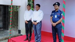 বাকেরগঞ্জে বরিশাল বিভাগীয় কমিশনারকে লাল গালিচা সংবর্ধনা