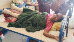 ঝিনাইদহে হাসপাতালে কাতরাচ্ছে গৃহকর্মী, কুপিয়ে জখম