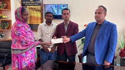 গোপালগঞ্জ পৌরসভায় ৩০ লাখ টাকার সুদমুক্ত ক্ষুদ্র ঋণ বিতরণ