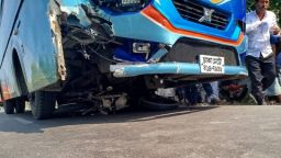 ভাগিনার বিয়েতে  যাওয়ার পথে বাস ও মোটরসাইকেলের মুখোমুখি সংঘর্ষে প্রাণ গেল মামার,গুরুতর আহত- নানা