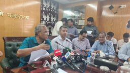 বৈশ্বিক মূল্যের সঙ্গে সামঞ্জস্য রেখে সার আমদানি করা হবে : কৃষি উপদেষ্টা