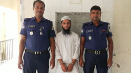 পরকীয়ার জেরে স্বর্ণালঙ্কার চুরি, প্রবাসীর স্ত্রী ও প্রেমিক গ্রেফতার