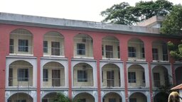 টুঙ্গিপাড়ায় টেন্ডার ছাড়াই স্কুলের ফ্যান, জানালা ও বই-খাতা বিক্রির অভিযোগ