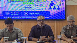 নারীদের সম্মান বাড়াতে তাদের ফ্যামিলি কার্ড দিয়েছেন প্রধানমন্ত্রী: এস এম জিলানী