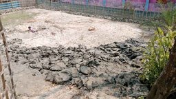 পাইকগাছায় জমি কিনে বিপাকে ব্যাংক কর্মকর্তা