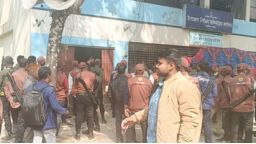 তেঁতুলিয়ায় ৩৭ ভোটকেন্দ্রের মধ্যে ১৫টি ঝুঁকিপূর্ণ, নিচ্ছিদ্র নিরাপত্তায় প্রশাসন