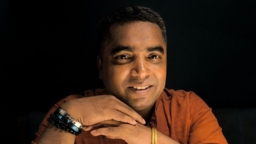 রিপনচন্দ্র মল্লিকের গল্প ‘স্বর্ণসন্তান’ যেন  বুকের ভেতর এক অশ্রুসিক্ত বিষণ্ণ গান