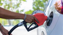 এপ্রিলেও অপরিবর্তিত থাকছে জ্বালানি তেলের দাম