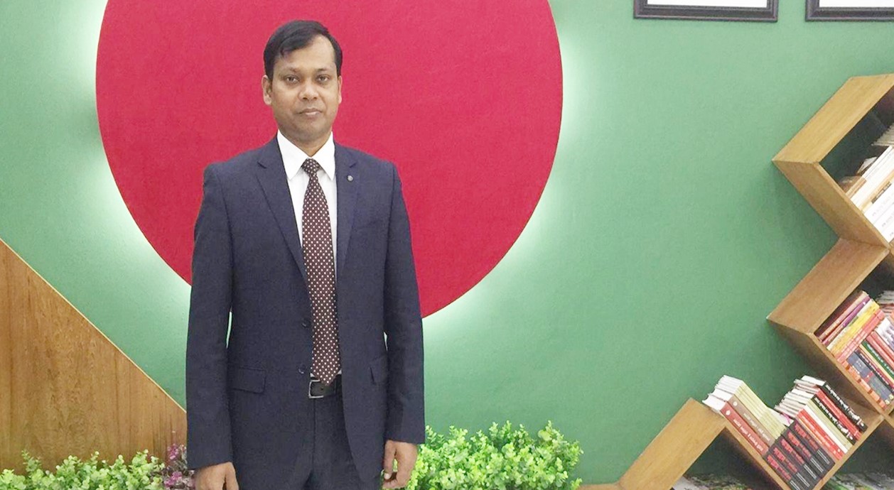 আলোচিত ম্যাজিস্ট্রেট সারোয়ার আলম সিলেটের নতুন ডিসি
