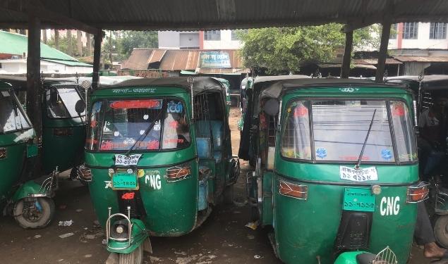 ব্রাহ্মণবাড়িয়ায় সিএনজি অটোরিকশা ধর্মঘট: যাত্রীদের ভোগান্তি